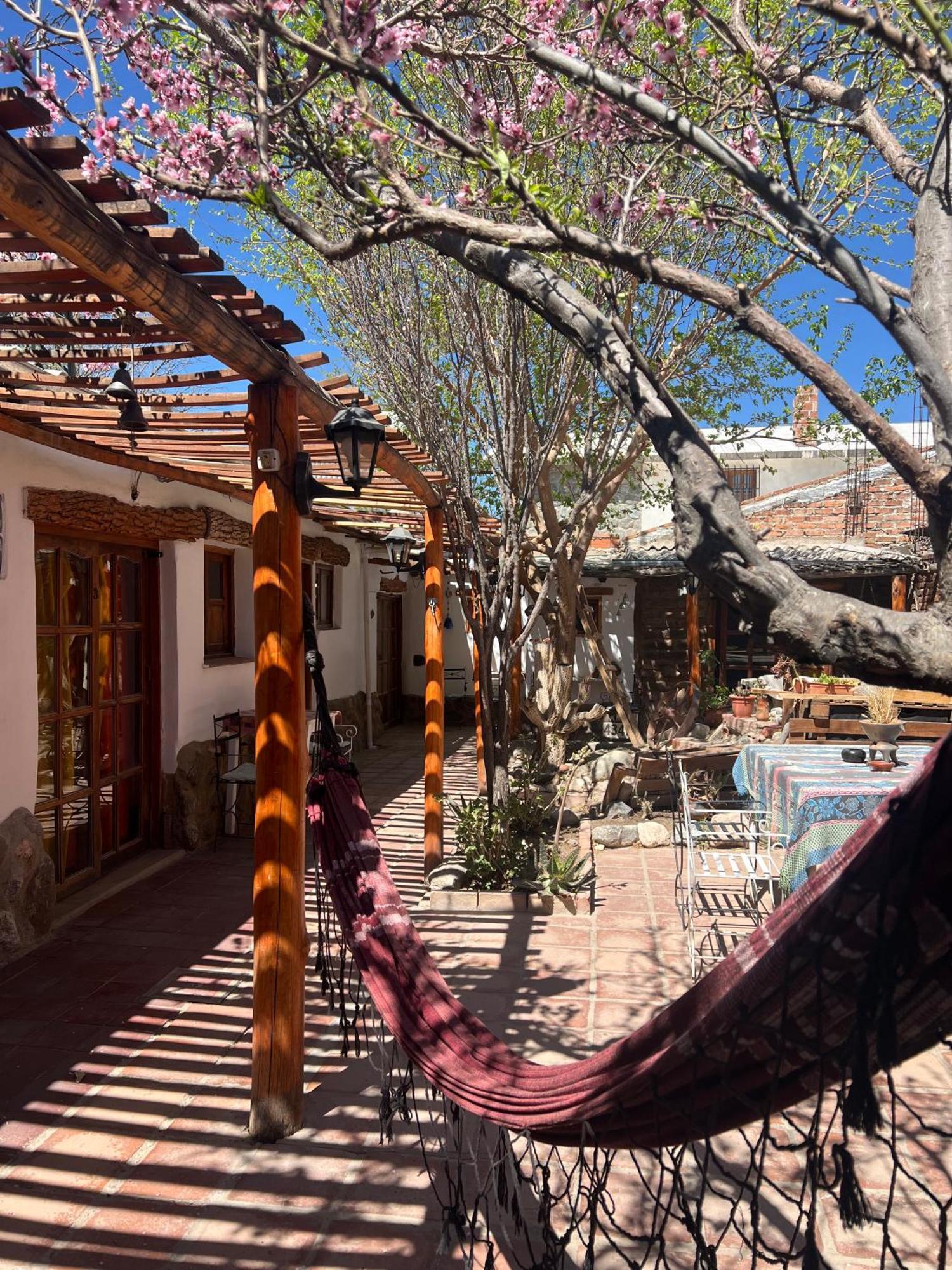Hostal Tierra Andina Cafayate Exterior photo