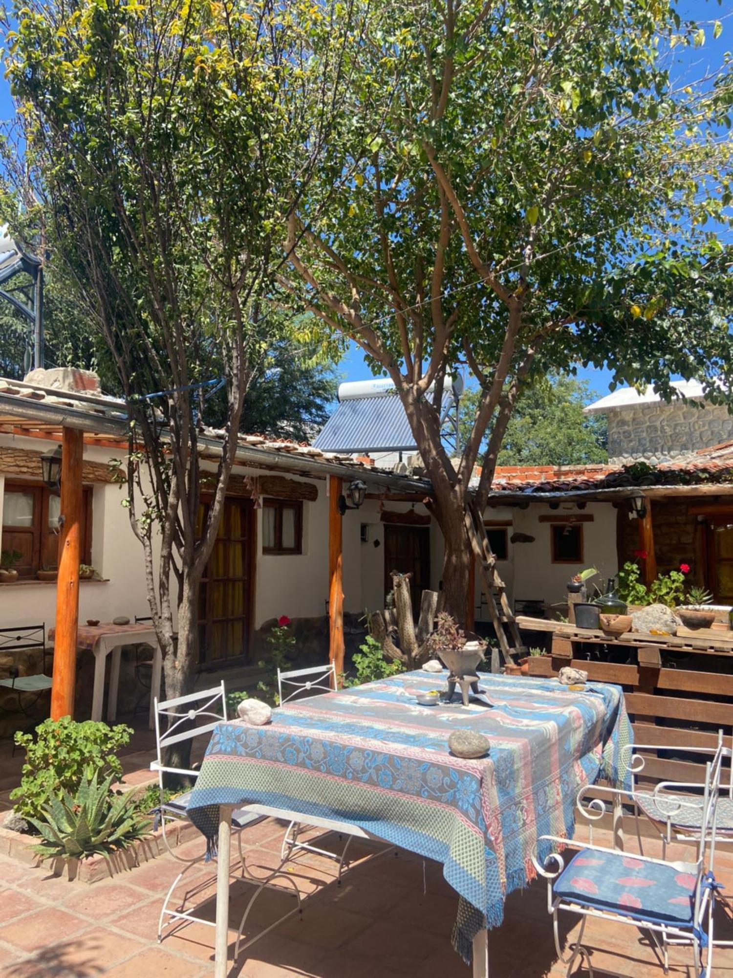 Hostal Tierra Andina Cafayate Exterior photo